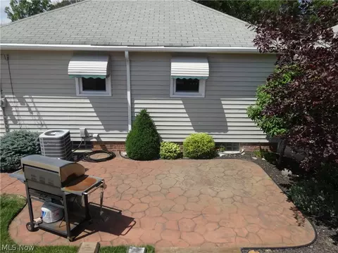 2927 Park Dr, Parma, OH 44134 photo 28