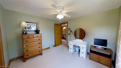 8541 Forestview Ave, Mentor, OH 44060 photo 16