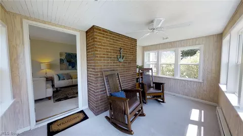 8541 Forestview Ave, Mentor, OH 44060 photo 3