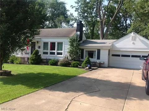 335 E Vermont Ave, Sebring, OH 44672 photo 31