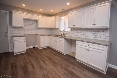 3353 Trillium Ave NW, Canton, OH 44708 photo 8