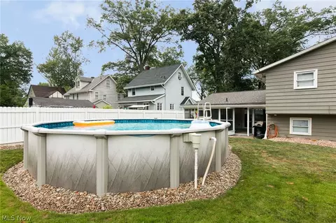 353 Stanford Ave, Elyria, OH 44035 photo 17