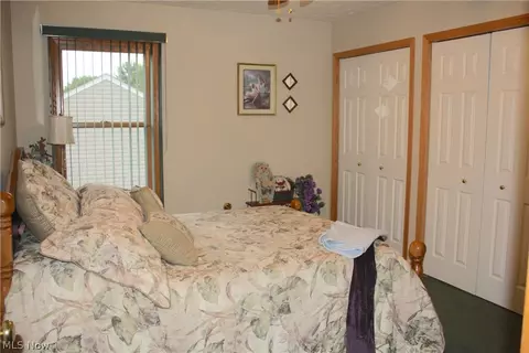 225 Kansas Ave, Elyria, OH 44035 photo 25