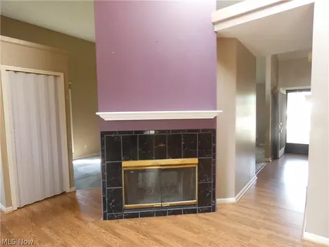4101 Ivanhoe Dr, Lorain, OH 44053 photo 2