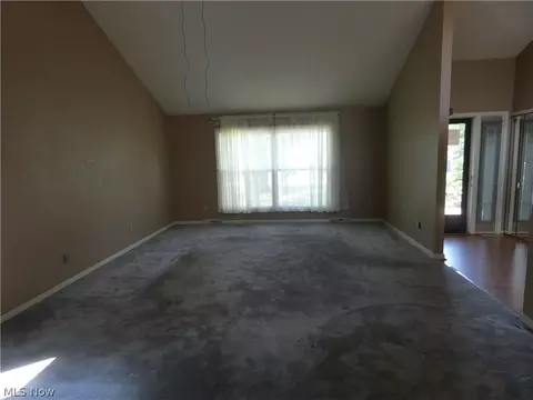4101 Ivanhoe Dr, Lorain, OH 44053 photo 7
