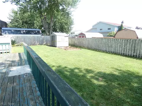 4101 Ivanhoe Dr, Lorain, OH 44053 photo 17