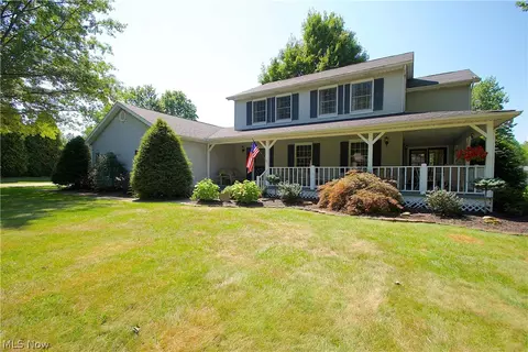 2025 Ashbrook Dr, Ashtabula, OH 44004 photo 1