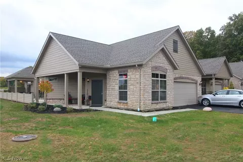 4051 Coventry Ln, Huron, OH 44839 photo 1