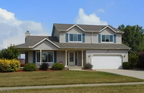215 Hendrix Blvd, Lagrange, OH 44050 photo 1