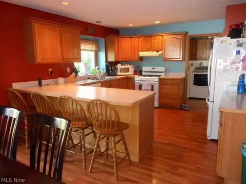 215 Hendrix Blvd, Lagrange, OH 44050 photo 6