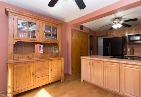 155 Ingleside Dr, Berea, OH 44017 photo 9