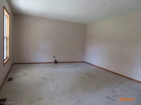 9784 Colton Rd, Windham, OH 44288 photo 7