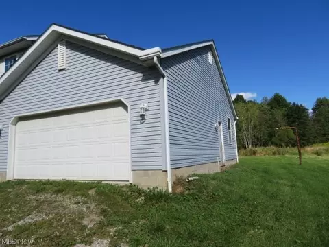 9784 Colton Rd, Windham, OH 44288 photo 3