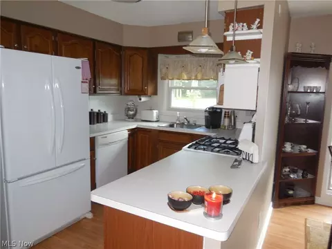 34965 Aurora Rd, Solon, OH 44139 photo 5