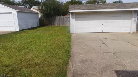 8606 Beech Ave, Brooklyn, OH 44144 photo 29