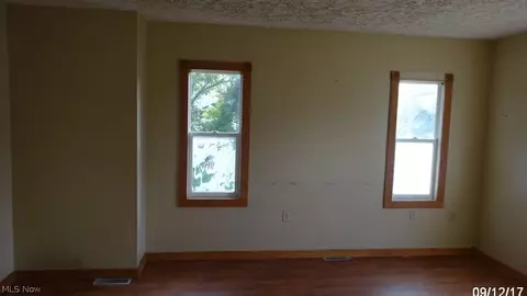 723 W 57th St, Ashtabula, OH 44004 photo 6