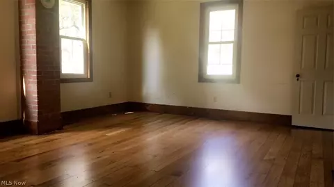 204 Fourth St, Zoar, OH 44697 photo 8
