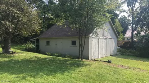 204 Fourth St, Zoar, OH 44697 photo 12