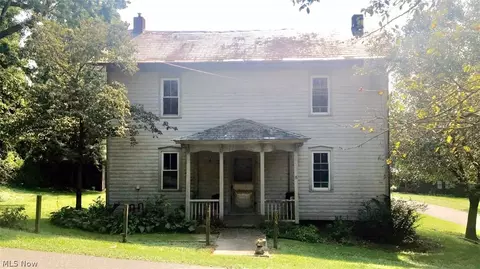 204 Fourth St, Zoar, OH 44697 photo 1