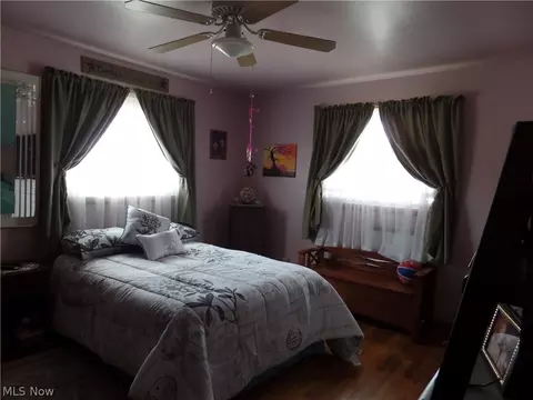 6071 Smith Rd, Brook Park, OH 44142 photo 10