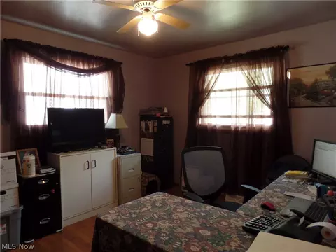 6071 Smith Rd, Brook Park, OH 44142 photo 13