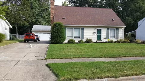 174 Pinehurst Rd, Munroe Falls, OH 44262 photo 2