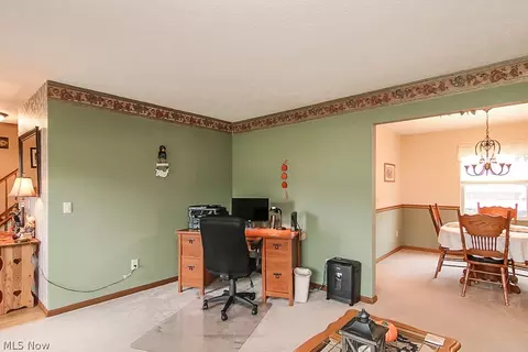 525 Hampton Dr, Elyria, OH 44035 photo 9