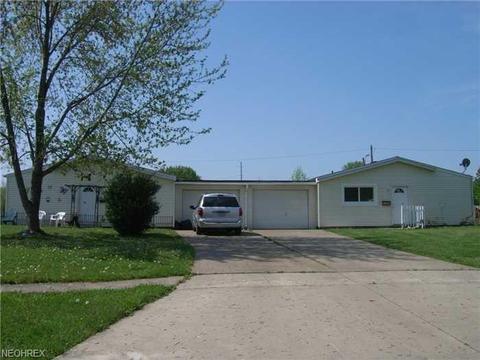 1554 E 33rd St, Lorain, OH 44055 photo 1