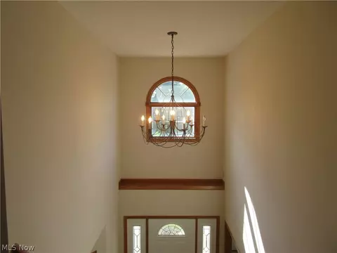 122 Ferris State Ct, Elyria, OH 44035 photo 8