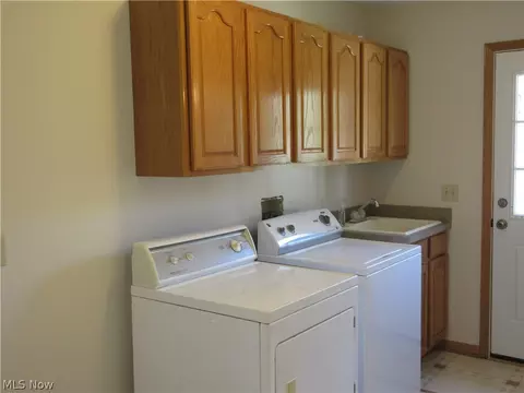 122 Ferris State Ct, Elyria, OH 44035 photo 15