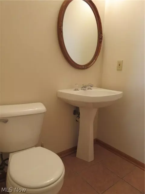 122 Ferris State Ct, Elyria, OH 44035 photo 19