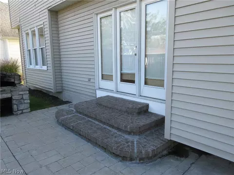 122 Ferris State Ct, Elyria, OH 44035 photo 13