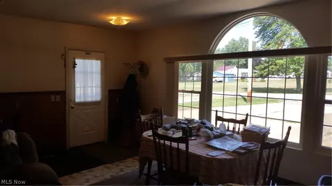 3423 Silvieus St, Ashtabula, OH 44004 photo 5