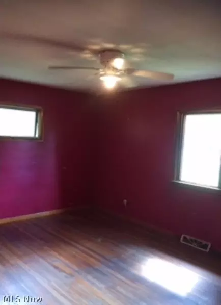 5235 Gore Rd, Ashtabula, OH 44004 photo 2