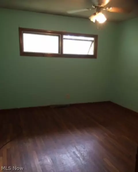 5235 Gore Rd, Ashtabula, OH 44004 photo 4