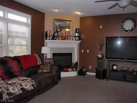 431 Alexis Dr, Elyria, OH 44035 photo 9