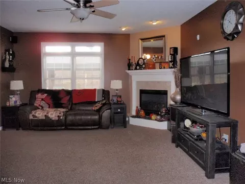 431 Alexis Dr, Elyria, OH 44035 photo 11