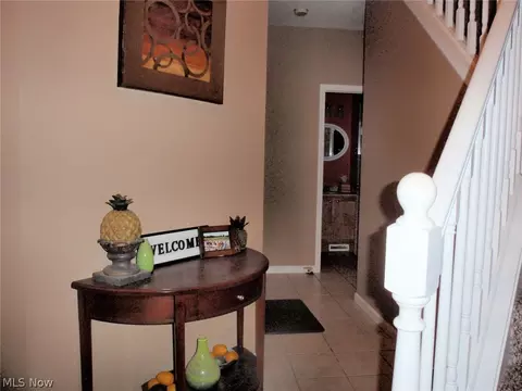 431 Alexis Dr, Elyria, OH 44035 photo 5