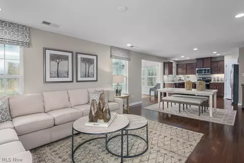 303 Garfield Blvd, Lagrange, OH 44050 photo 3