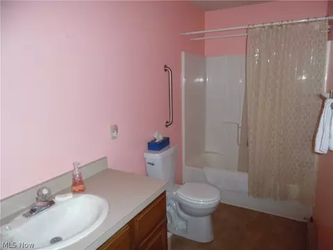 334 Hatton Dr, Andover, OH 44003 photo 10