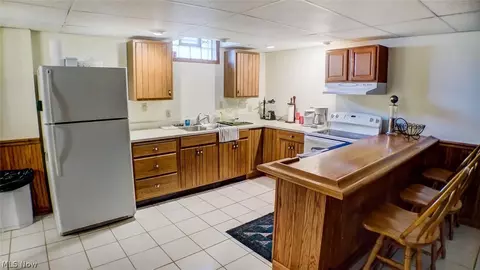 1375 Redstone Ave, Akron, OH 44310 photo 21
