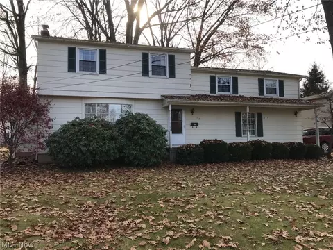 719 Forest Ridge Dr, Boardman, OH 44512 photo 1