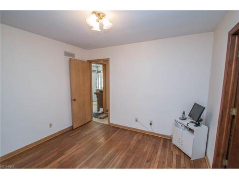 8116 Dalepoint Rd, Independence, OH 44131 photo 9