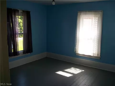 165 E Ohio Ave, Sebring, OH 44672 photo 8
