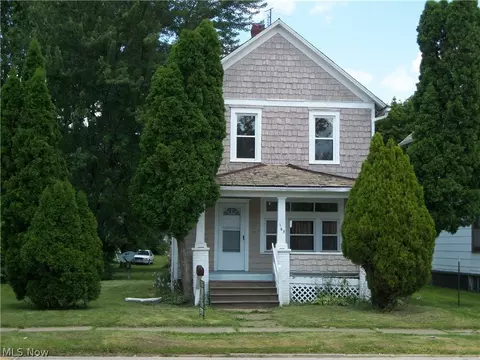 165 E Ohio Ave, Sebring, OH 44672