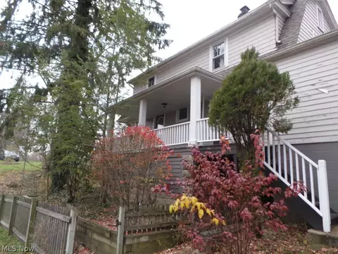100 E Summit St, Chagrin Falls, OH 44022 photo 2