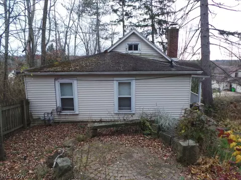 100 E Summit St, Chagrin Falls, OH 44022 photo 18