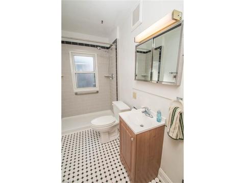6418 Monmouth Dr, Parma, OH 44129 photo 11
