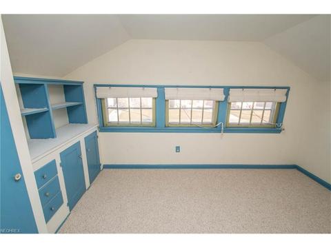 6418 Monmouth Dr, Parma, OH 44129 photo 22