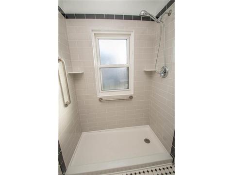 6418 Monmouth Dr, Parma, OH 44129 photo 12